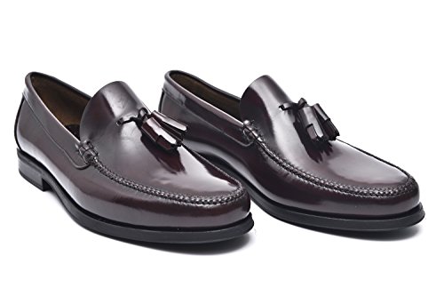 Mocasín artesano borlas ideal para lucir impecable en la oficina o eventos especiales