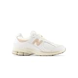 White 2002R - New Balance