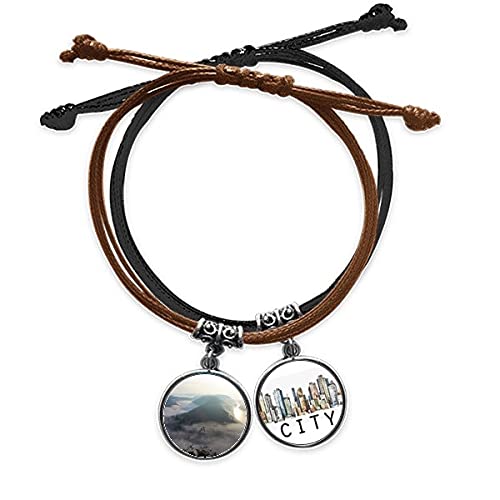 Bracelet main chaîne Le Brouillard Vert : accessoire idéal pour vos randonnées