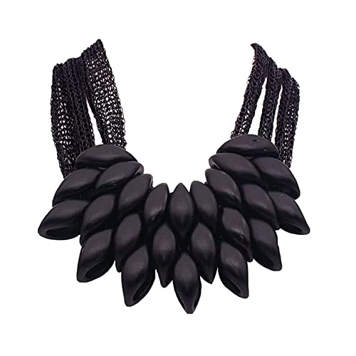Collier plastron doré et noir pour illuminer vos tenues de soirée et d'été