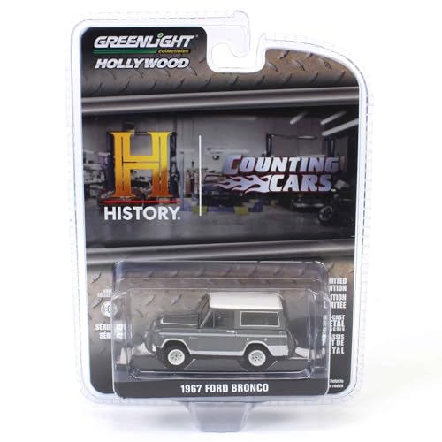 Camioneta 1967 Bronco escala 1:64 Counting Cars miniatura 2