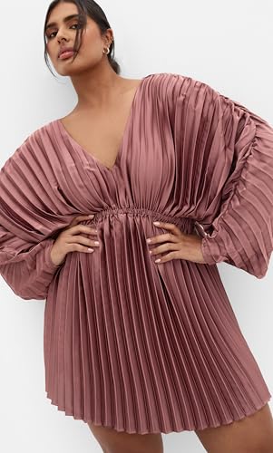 Image of City Chic Women's Plus Size Dress - Chloe Accordion Sleeve Pleat