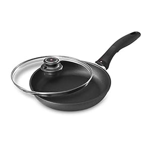 Swiss Diamond 10.25″ Frying Pan – HD Nonstick Diamond Coated Aluminum Skillet, Includes Lid – Dishwasher Safe and Oven Safe Fry Pan, Grey