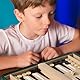 Yellow Mountain Imports Reise Backgammon Mini-Spielset, Izmir - Magnetische Spielsteine und 23,5 cm Brett in schicker Lederetui - Klassisches Strategiespiel