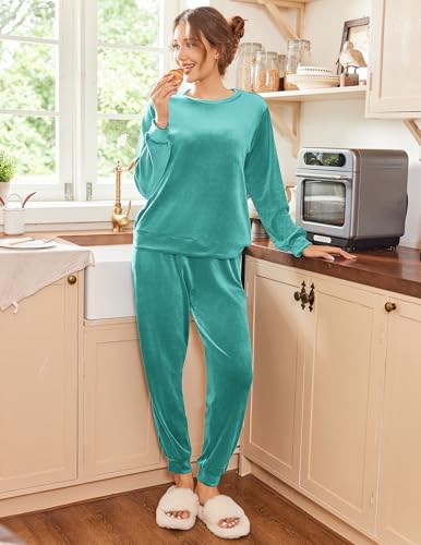 Ekouaer Womens Pajamas Sets Long Sleeve Soft Sleepwear 2 Piece Velvet Pjs Lounge Sets with Pockets