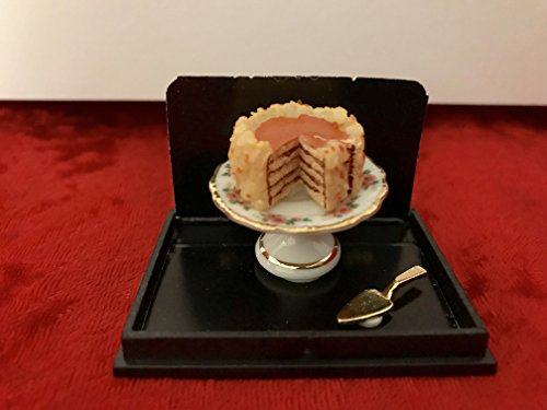 Preisvergleich Produktbild Reutter, Nusstorte, 1:12