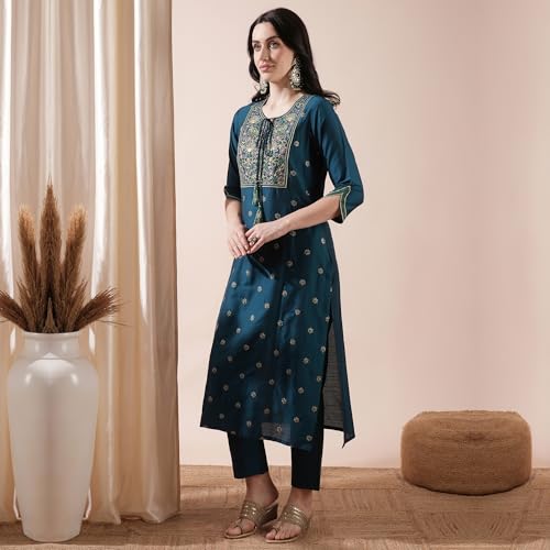 Image of Globus Women Taupe Embroidered Straight Kurta Set with Trouser-3638120001