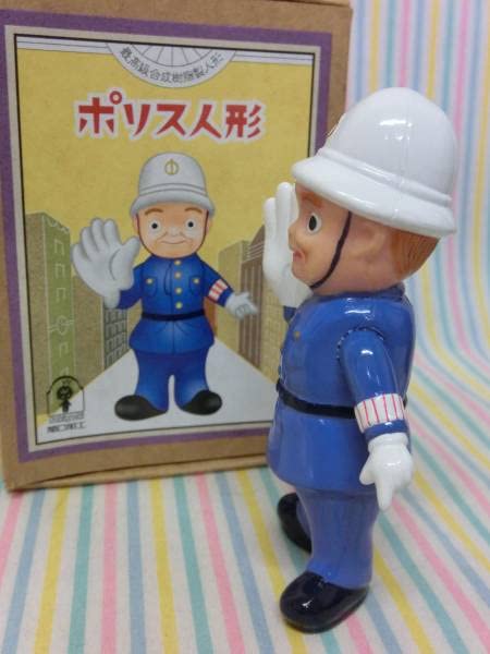 Amazon.co.jp: セキグチ製 ポリス人形 フィギュア 検 警察 POLICE 警官
