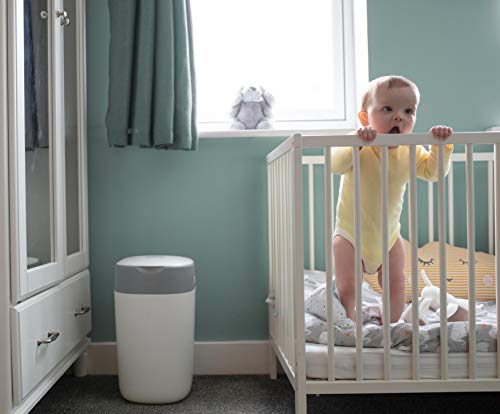 TOMMEE TIPPEE Twist and Click Advanced Nappy Disposal Bin System Powered by Sangenic TOMMEE TIPPEE Twist and Click Advanced Nappy Disposal Bin System Powered by Sangenic