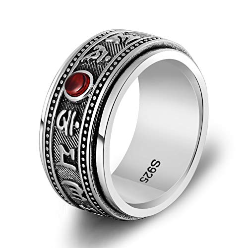 Bague argent noir homme avec grenat pour un look rock ou décontracté