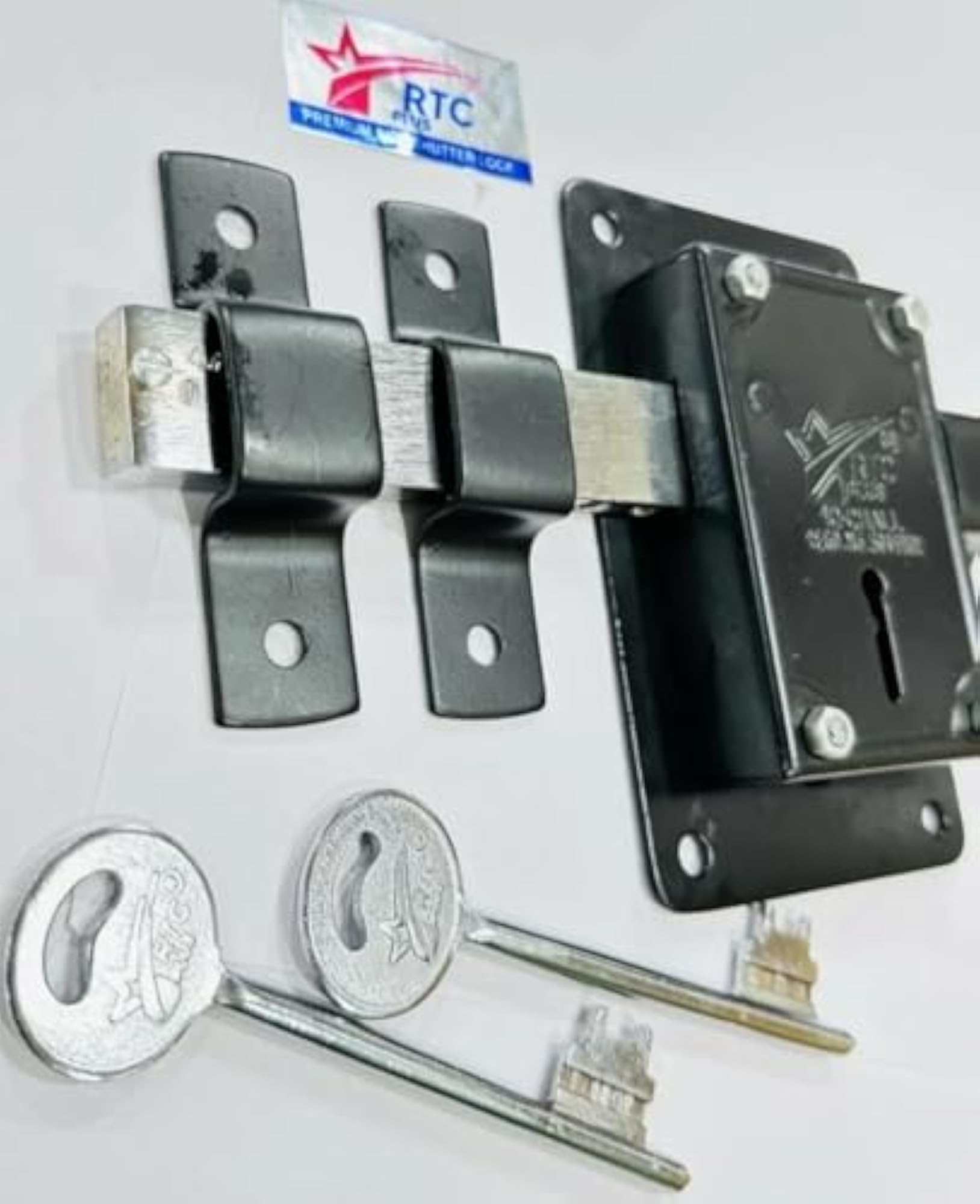 Heavy Duty Iron Door Lock with 2 Keys, Glossy Finish