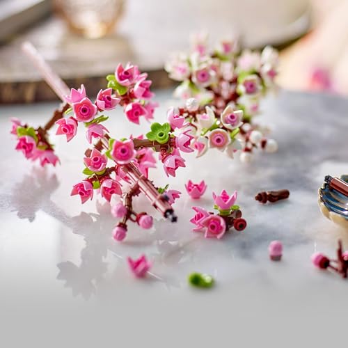 Botanicals Fiori di Ciliegio Giocattolo - Set da Costruire di Fiori Finti - Decorazione Floreale da Casa o da Scrivania - Regalo a Tema Natura per Bambine e Ragazze Adolescenti da 8 Anni - 40725 - Lego - Immagine 4