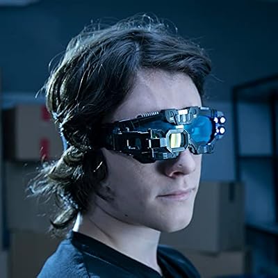 مجموعة SpyX / Micro Gear + نظارات المهام الليلية - 4 أدوات ضرورية متصلة بحزام قابل للتعديل + نظارات LED Light Beams! العميل الصغير المفضل والمثالي لمجموعة معدات التجسس الخاصة بك!