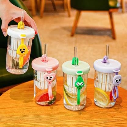 Avastro Colored Sipper with lid Straw Round Glass Beverage Milk Tea Drinking Glass Glass Mason Jar (400 ml, Pack of 2) 4