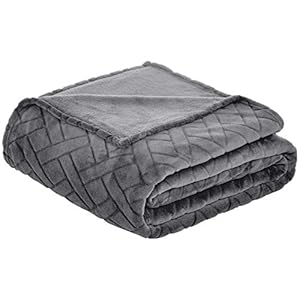 Amazon Basics Fleece throw Blanket embossed – Grey, 220 x 240 cm