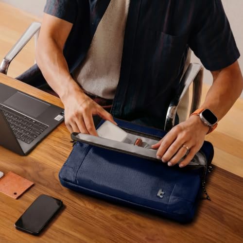 Image of tomtoc Slim & 360 Protective Laptop Case for 14-inch Laptop