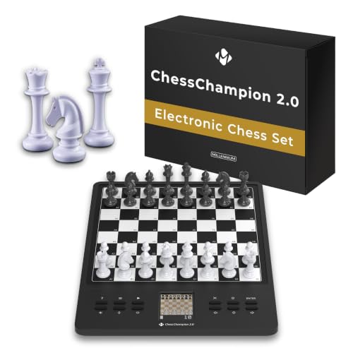 MILLENNIUM M808 ChessChampion 2.0- Il vostro allenatore di scacchi intelligente con consigli, suggerimenti di mosse e mini-giochi - Ideale per tutte le età , dai più giovani ai più anziani