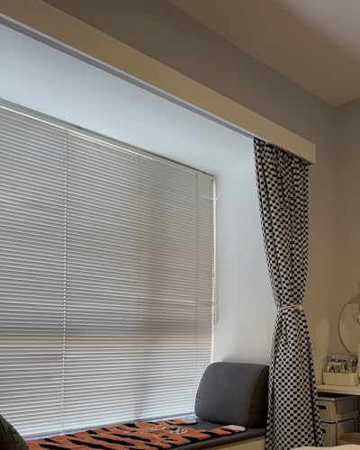 Sistema de riel para cortina de aluminio blanco de 4m con cenefa 7