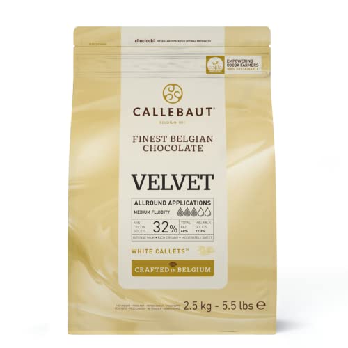 CALLEBAUT Velvet - Kuvertüre Callets, Weiße Schokolade, Geschmack von frischer Milch, 32% Kakao, 1 x 2500 G Cover