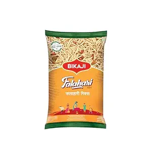 Bikaji Falahari Snack Mix – 7.05 oz (200g) Pack | Ready to Eat Indian Fasting Snacks with Potato Sticks, Peanuts & Raisins | Savory Trail Mix Seasoned with Sendha Namak (Himalayan Rock Salt) best for Vrat