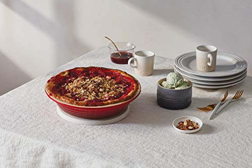 Le Creuset Stoneware Pie Dish, 9", Cerise #TOP4