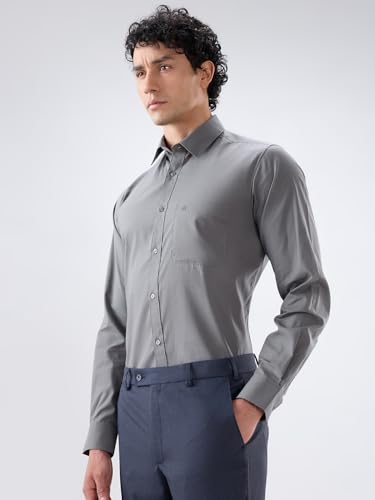 Image of Raymond Men Slim Fit Solid Pattern Pure Cotton Regular Collar Full Sleeve Casual Shirt