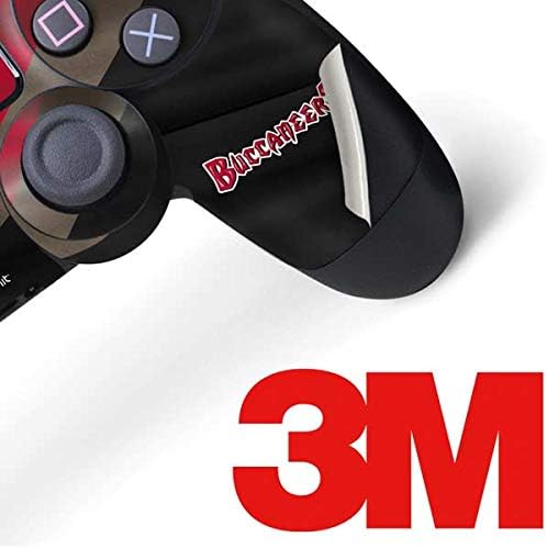 Vista 3 de Skinit Calcomanía para juegos compatible con el controlador de PS4, diseño oficial de los Tampa Bay Buccaneers de la NFL Rojo