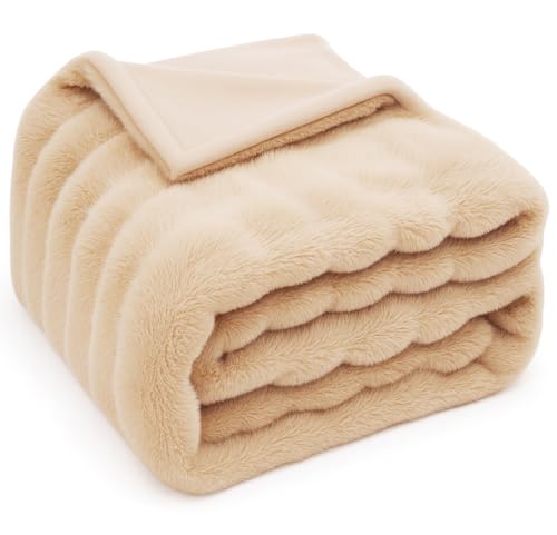 Image of VAS COLLECTIONS Bubble Blanket 600 GSM Heavyweight Warm & Super Soft Blanket | Single Bed 147x223 cm (2000g) | Premium Winter Blanket for Bedroom & Heavy Winter Use - (Beige, Single - 2Kg)
