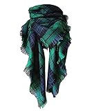 Schal mit einem sehr weichen und anschmiegsamen Stoff