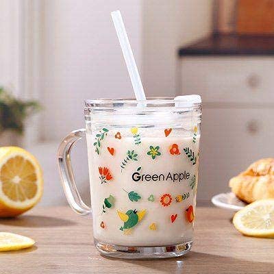 KriVat Random Design Printed Set of 2 Kids Coffee Mug with Lid & Straw Milk Juice Travel Mug Drinking Heat Resistant Glass Cup Big Milk Mug 400 ml