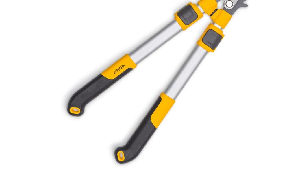 Troncarami telescopico STIGA - Taglia legno fresco fino a 42 mm, manico allungabile, lama in acciaio giapponese antiaderente, impugnatura ergonomica, finitura gialla, con coperchio di protezione