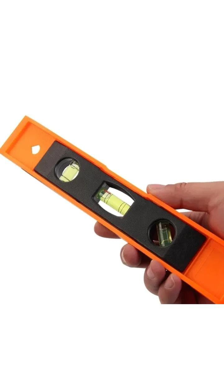 NEWHANDTOOLS 9"(225mm) Level Magnetic Black Bottom 3 Vials Two Color torpedo level 9 inch Foot Pedal Flush