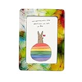 Conectado directamente a refrigeradores, puertas de hierro, gabinetes, pizarras blancas o cualquier otra superficie de hierro plana, los cuatro bordes del marco tienen un fuerte borde magnético.