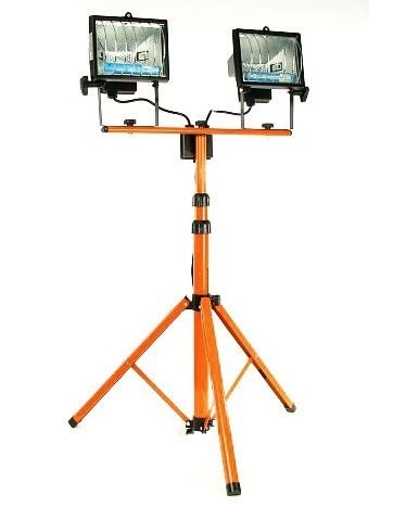 240v Twin site Light Work Tripod Head Halogen Two Floodlight Stand Lighting U8
