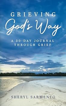 Paperback Grieving God's Way: A 30-Day Journal Through Grief Book