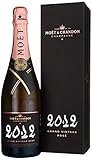 Der herzhafte Rosé Champagner ist eine einzigartige zarte Kreation des Kellermeisters von Moët & Chandon. Kräftige Korallfarben ergeben ein großartiges Farbenspiel im Glas.