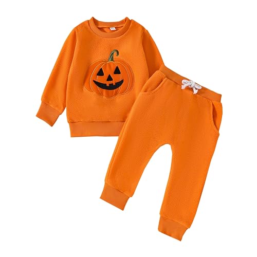 Vêtements d'Halloween bébé fille pour sa première récolte de bonbons en famille