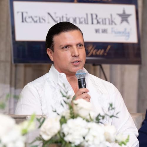 Page de couverture de Everything state Rep. Sergio Muñoz said at Mission Chamber's Buenas Tardes Luncheon