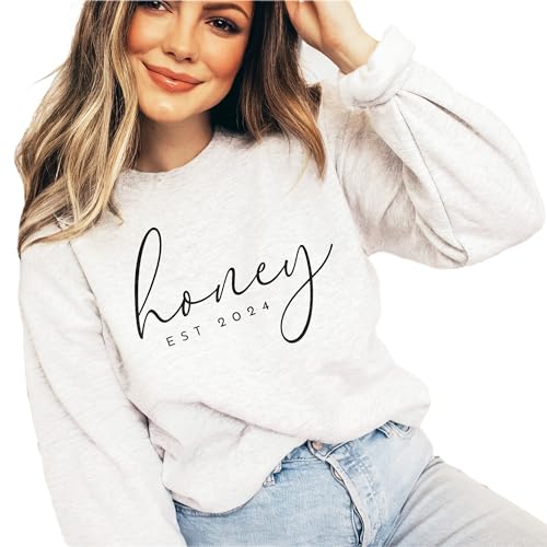 Personalized Honey Sweatshirt, Custom Gifts For Women, Honey Est Year Sweater, Mother's Day Shirt, Pregnancy Announcement Gift, Long Sleeve Unisex Crewneck Sweatshirt4