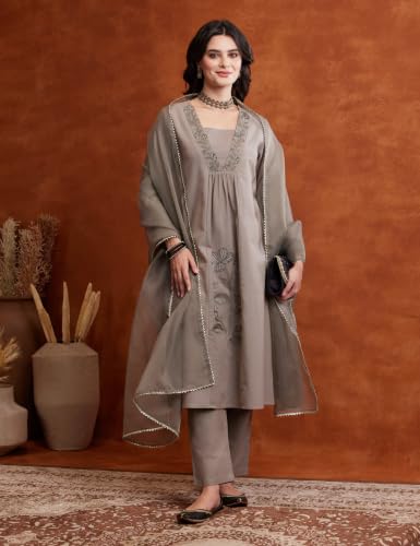 Image of Amazon Brand - Myx Women's Embroidered Kurta Set With Dupatta | Cotton Blend (Available In Plus Sizes)
