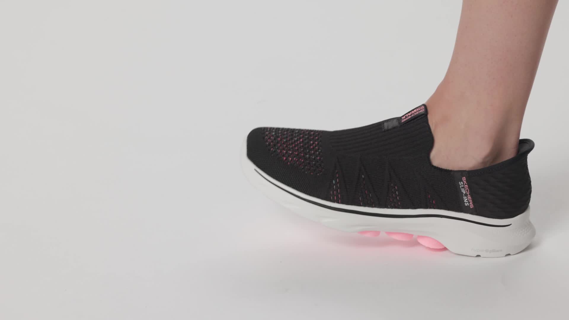 Amazon.com | Skechers Women's Go Walk 7 City Lights Hands