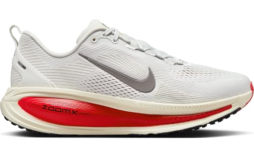 Nike Men's Vomero 18 Sneaker