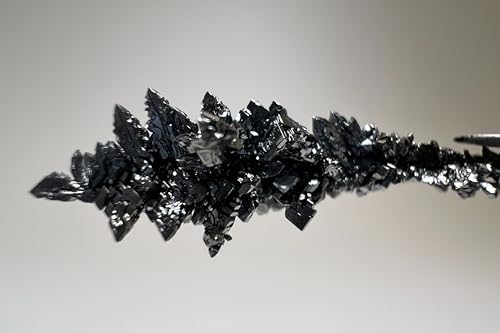 Vandium Crystals Sample Pure 0.4g Transition Metal for Collection or Experimements