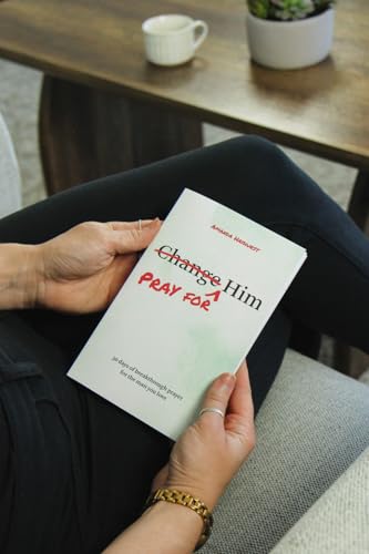 Image of Pray for Him: 30 Days of Breakthrough Prayer for the Man You Love (Prayer Devotional for Couples, Christian Wedding Gift, Prayer Book for Husband and Wife, Christian Marriage Gift)