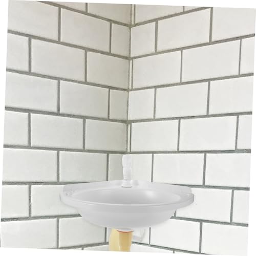Lavabo de pared triangular para solucionar la falta de espacio en baños y balcones 8