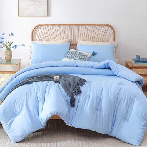 Image of ROSGONIA King Size Comforter Set Light Blue, 3pcs King Comforter Set (1 Comforter & 2 Pillowcases) All Season Soft Lightweight Bedspread Blanket Quilt