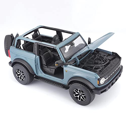 Modelo Ford Bronco Badlands Azul 1/18 Maisto miniatura 2