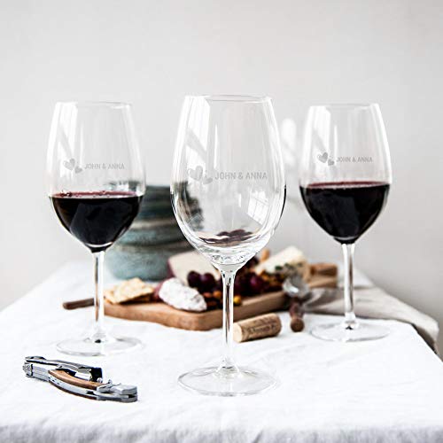 Verre à vin gravé avec votre texte et des designs uniques au choix