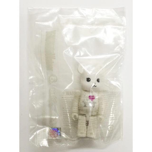 MEDICOM TOY - 抽プレ 限定88体? 横浜ウォーカー 8周年記念 100%ベア Amazon | 当選品 88体限定 ベアブリック 横浜ウォーカー 8周年