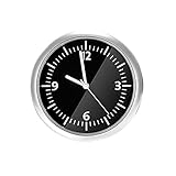 NÜTZLICH ZU LESEN: Die Autouhr kann bei Tageslicht absorbieren und die Uhr kann nachts leuchten, sodass Sie die Uhr nachts leicht ablesen können.